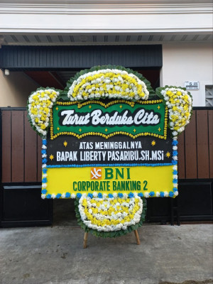 Papan Bunga Duka di Ngaringan